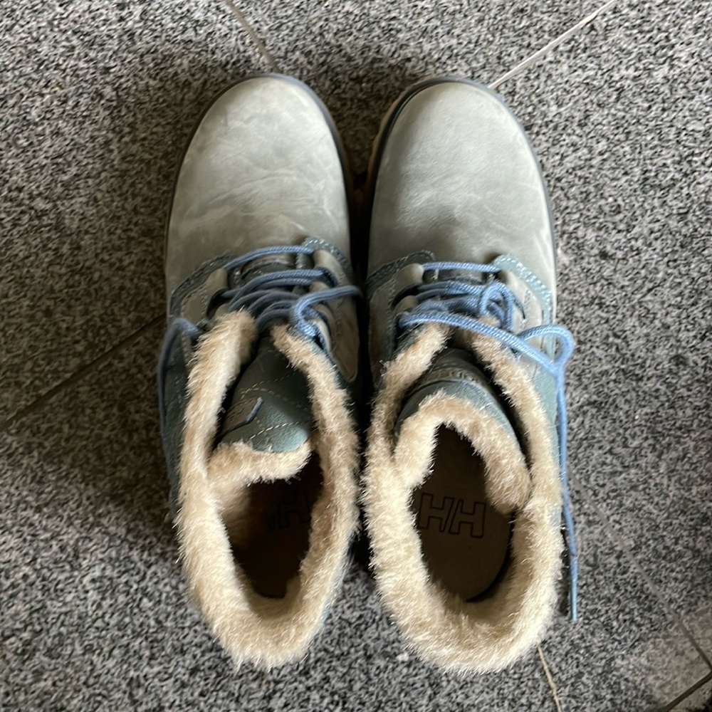 Helly Hansen boots, gently worn! Light blue/grey color, size 6.5 in women’s